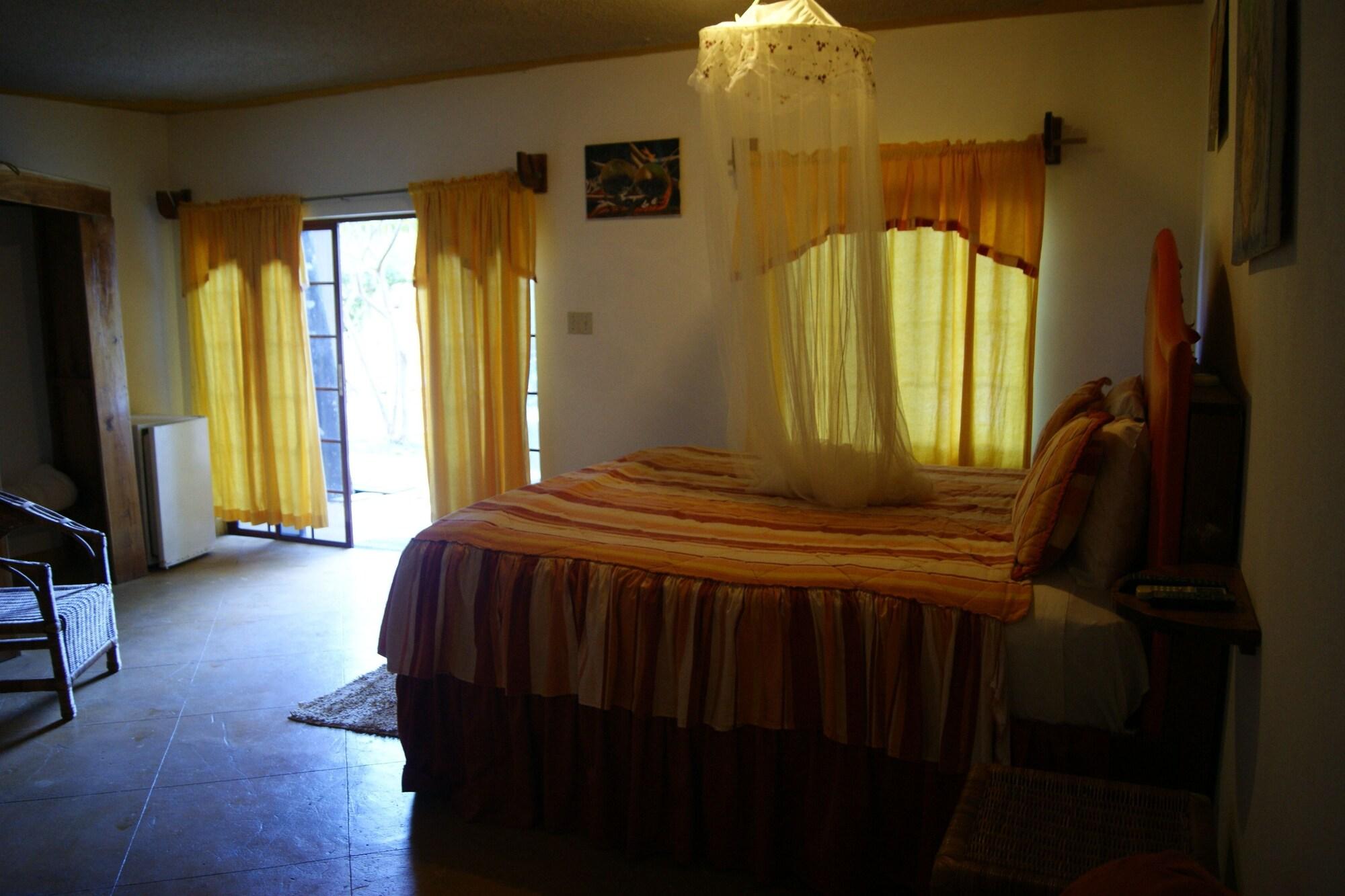 San San Tropez Hotel Port Antonio Luaran gambar