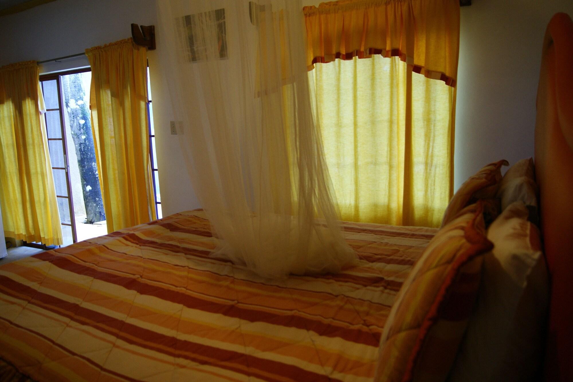 San San Tropez Hotel Port Antonio Luaran gambar