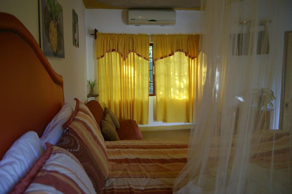San San Tropez Hotel Port Antonio Luaran gambar